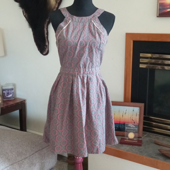 American Eagle Outfitters Dresses & Skirts - American Eagle Outfitters dress, size 12. So cute!